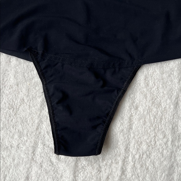 Hanky Panky BreatheSoft Hi-Rise Thong in Fresh Air - Picture 6 of 12